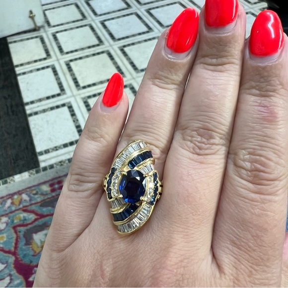 14k Yellow Gold Diamond & Sapphire Ring - Picture 4 of 8